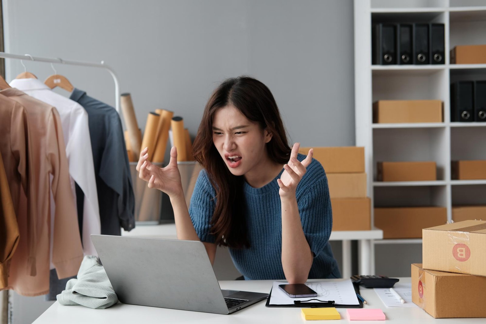 Real photos of a person looking confused, stressed, or closing the laptop at the checkout stage